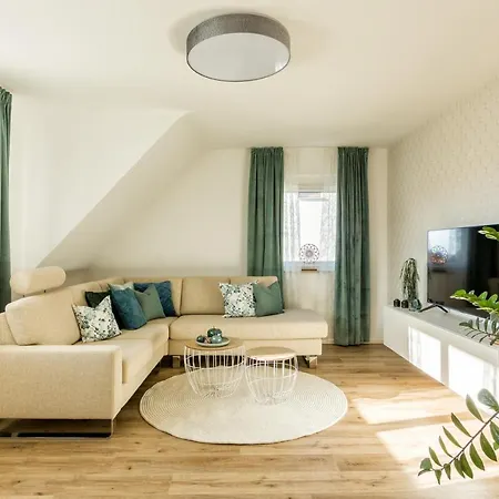 Ferienwohnung Albblick Holzmaden Eksteriør billede